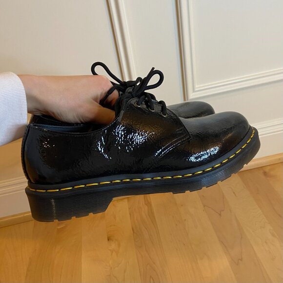 Dr. Martens textured patent leather oxfords - black - Picture 4 of 8